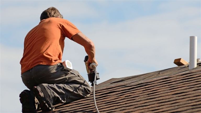 What is the best company to repair your roof?