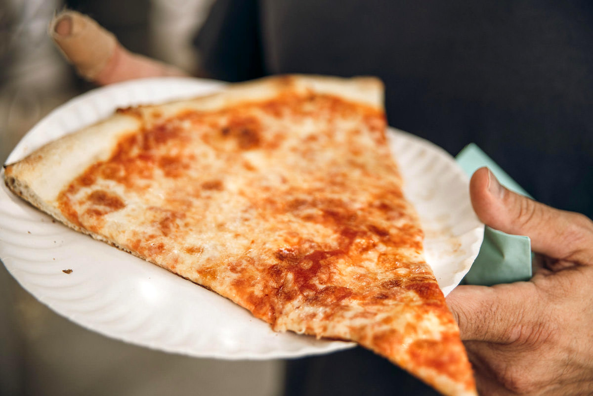 Tips on how you can find a good pizza place?