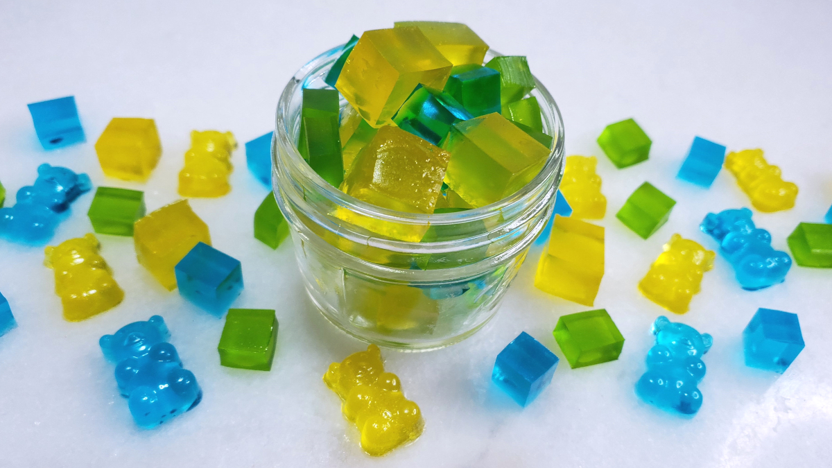 Are there any reported side effects or risks of consuming Delta-8 gummies?